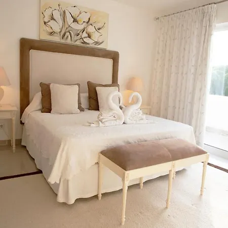 Sleeps 6 Pool Air Con Wifi * ואלה דה לובו